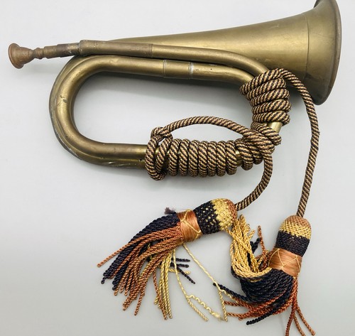 Cornetta bugle militare - militare, antica