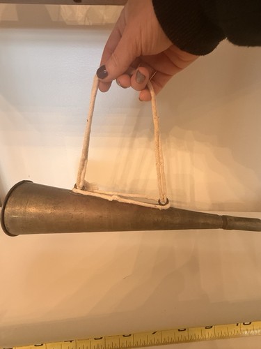 Vintage brass hunting - brass, signal